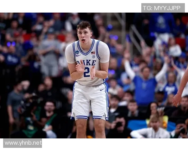 独行侠老鹰谈判浓眉交易！名记列5队方案：克莱重返勇士+杨加盟国王