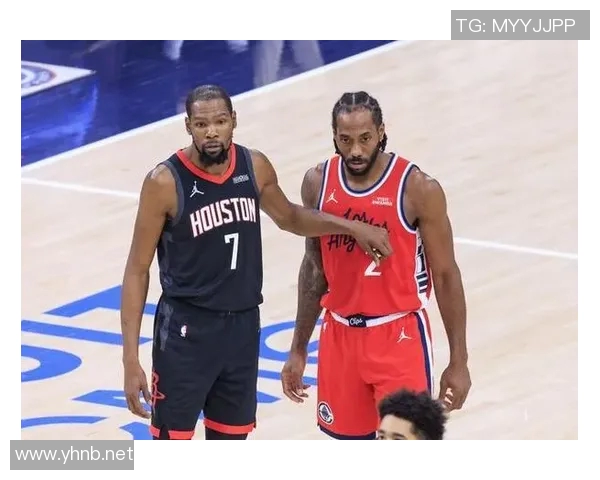 帮手过于抽象！火箭包夹小卡放空边角料 泥沼战角色球员差距明显